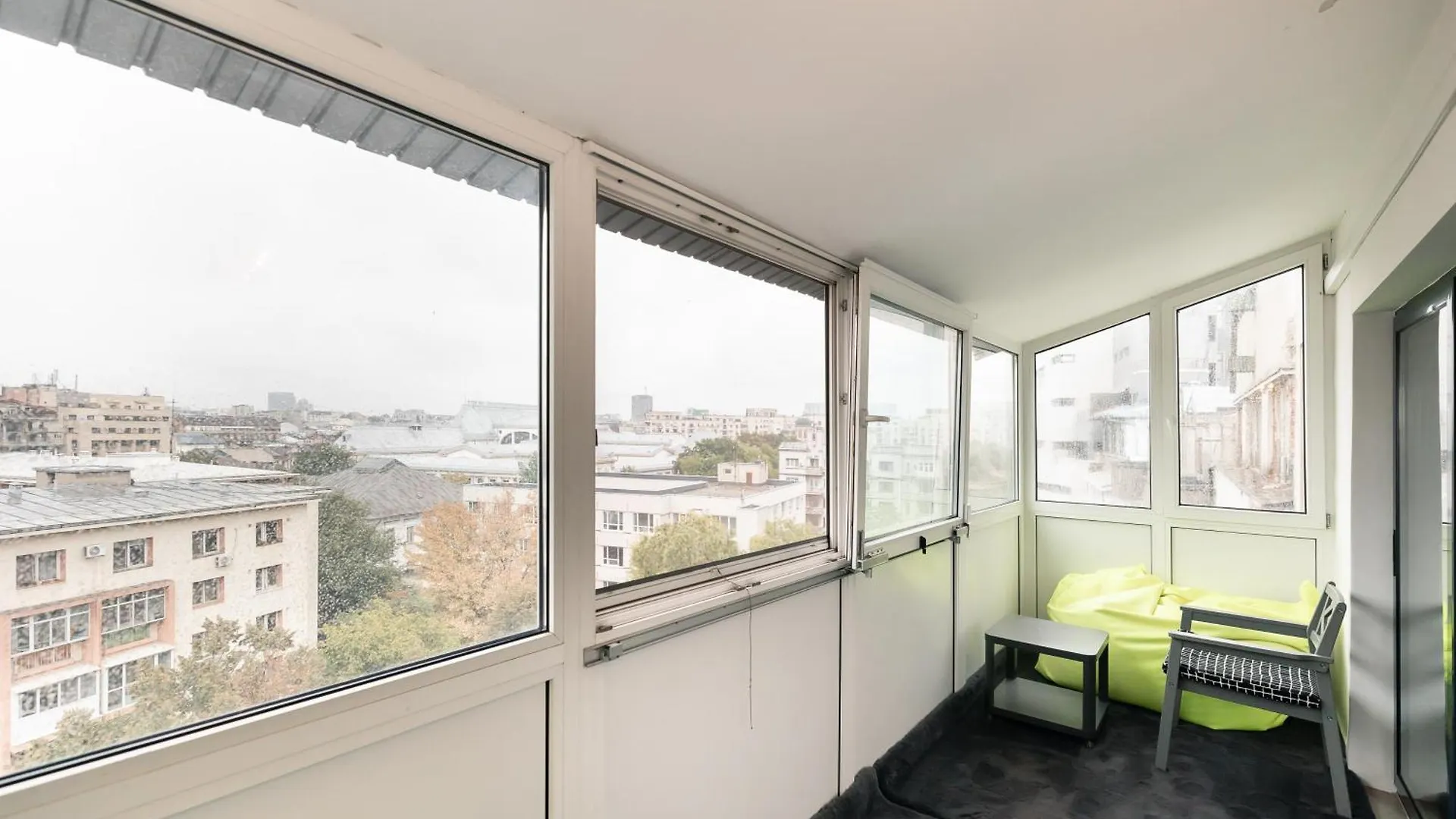 Lazys Haven Modern 3R Apt In City Center Bükreş
