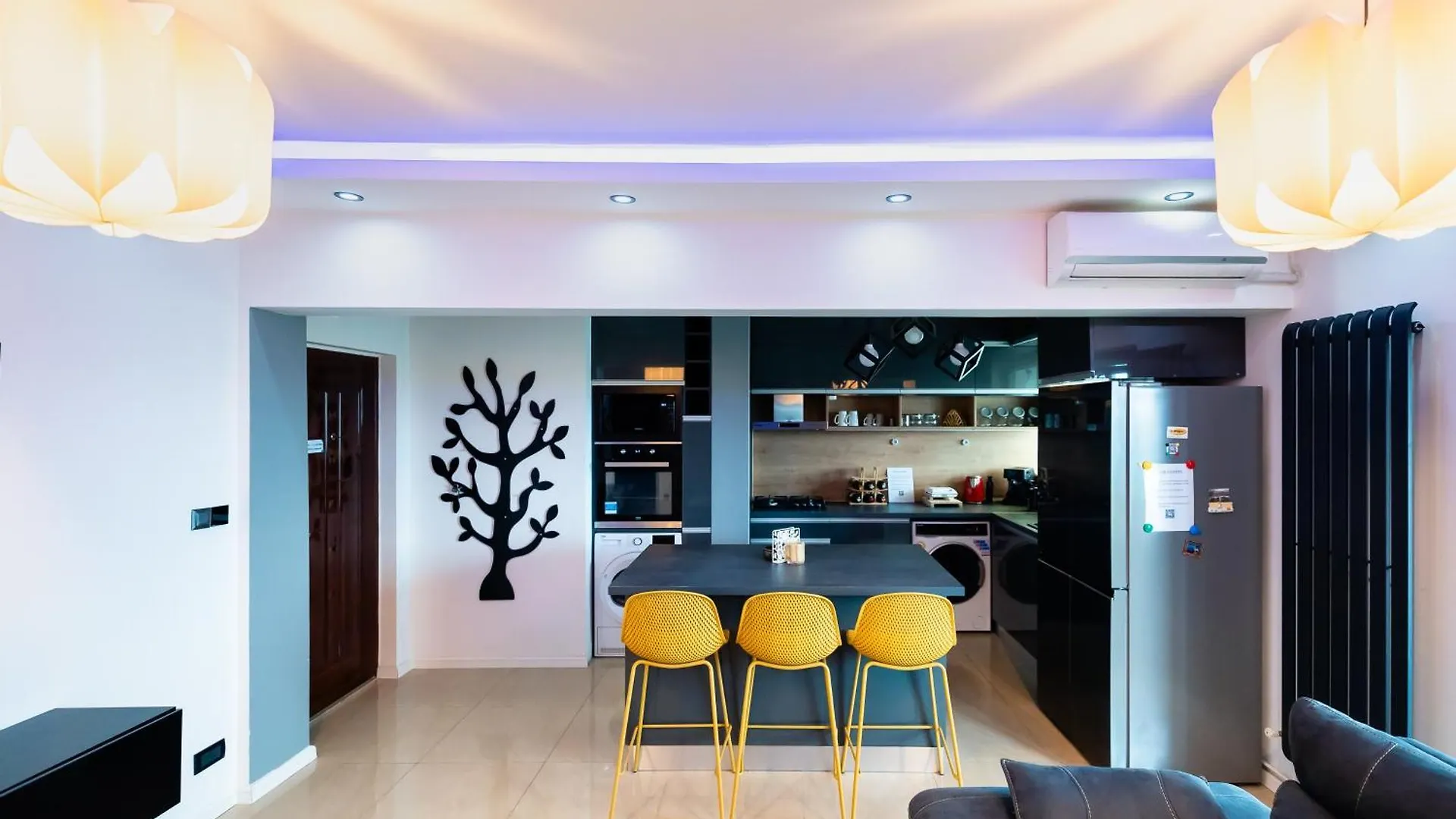 Lazys Haven Modern 3R Apt In City Center Bükreş